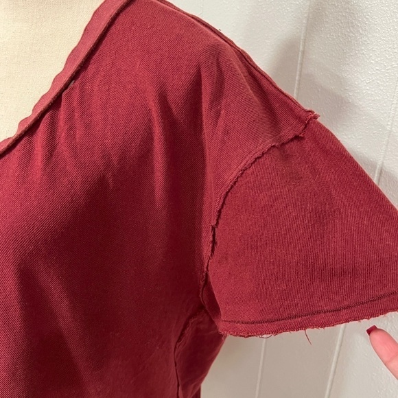 Free People Joni Short Sleeve distressed V-Neck - Picture 8 of 12